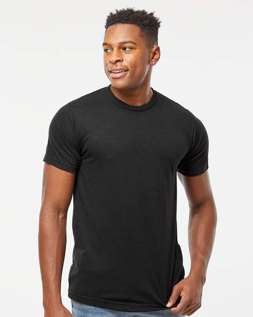 variant:Solid Black