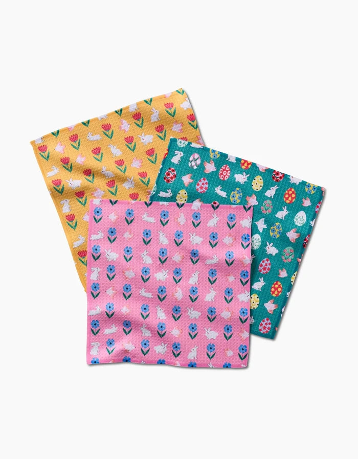 The Ceyda Alasar Floral Easter Parade set includes three colorful fabric squares made from recycled materials, adorned with small fruit and vegetable patterns in yellow, green, and pink.