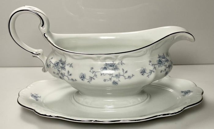 Johann Haviland Blue Garland Gravy Boat with Attached Underplate0