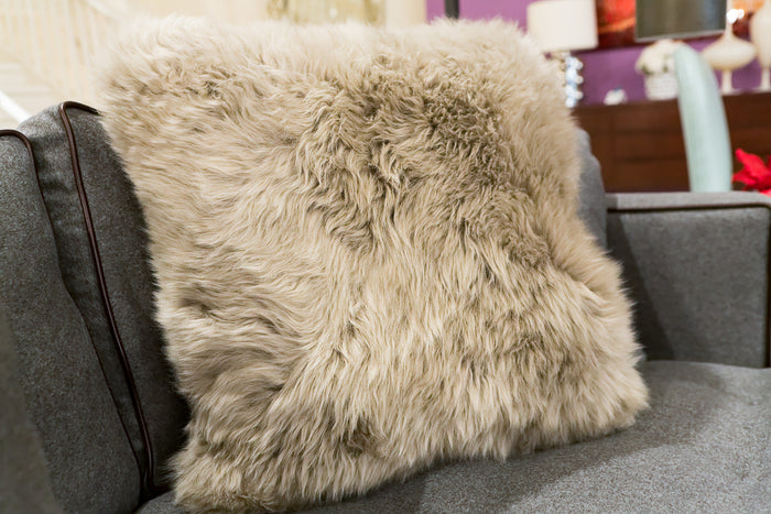 Lamb Wool Pillow 20" x 20", Vole - Auskin