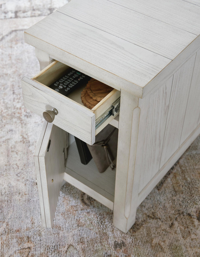 Robbinsdale Chair Side End Table