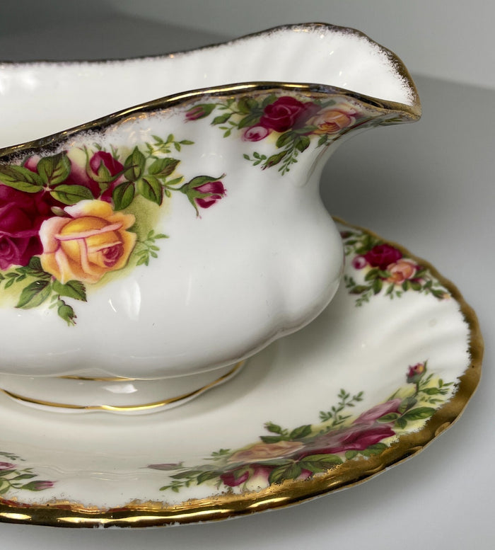 Royal Albert Old Country Roses Gravy Boat and Underplate2