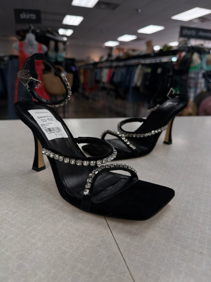 Sandals Heels Kitten By Marc Fisher In Black, Size:7.5