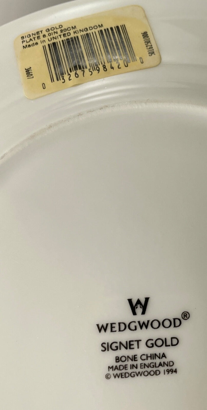 Wedgwood Signet Gold Salad Dessert Plate 8 1/8"1